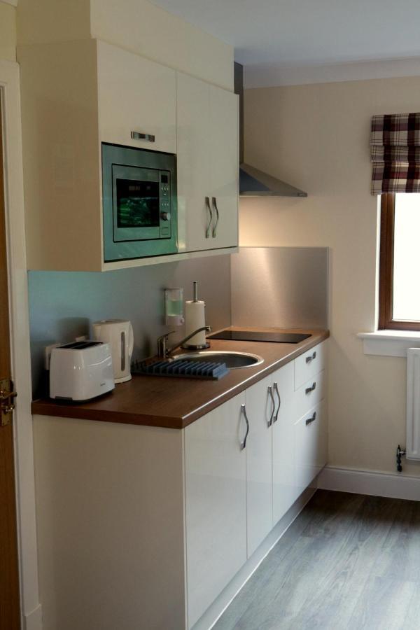 Bracarina House Bed & Breakfast & Caledonian Studio Invermoriston Extérieur photo