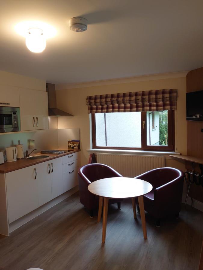 Bracarina House Bed & Breakfast & Caledonian Studio Invermoriston Extérieur photo